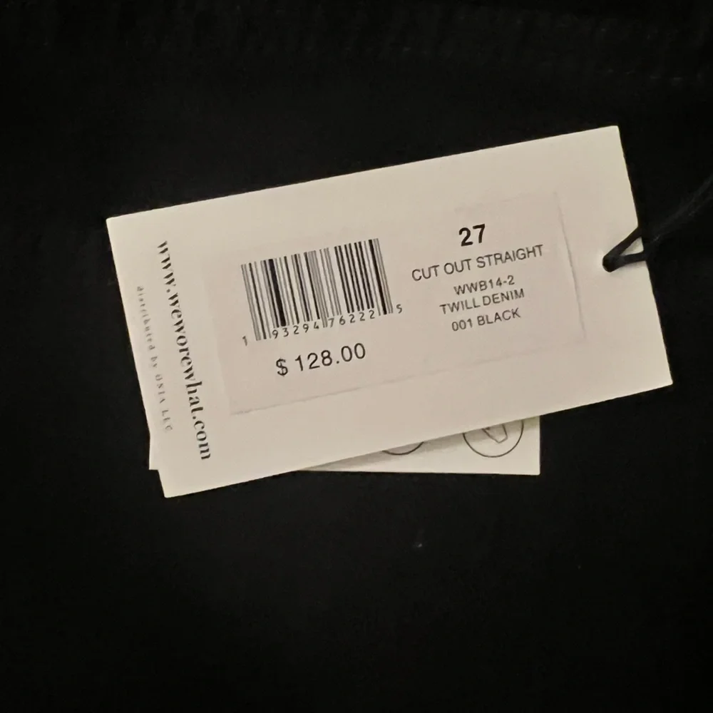 WEWOREWHAT Cut Out Straight in Black
Size 27 NWT Sold out on Revolve - Picture 10 of 14